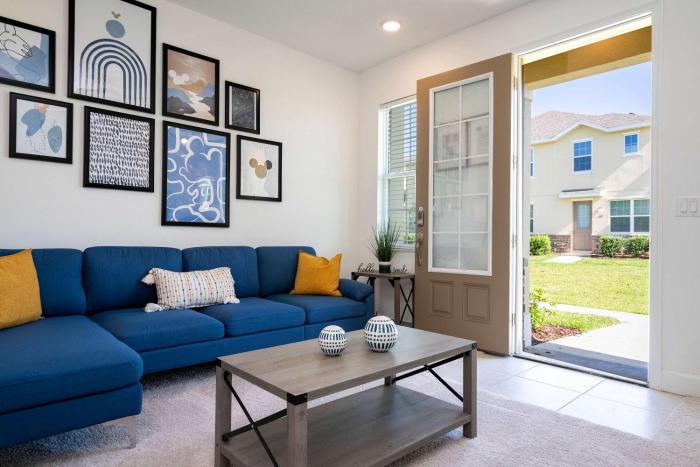 Bright 4BR w PS4 & Mickey Rooms at Holly Village 132