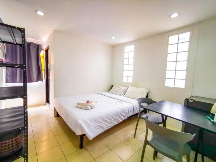 Patong Canal Villa 200