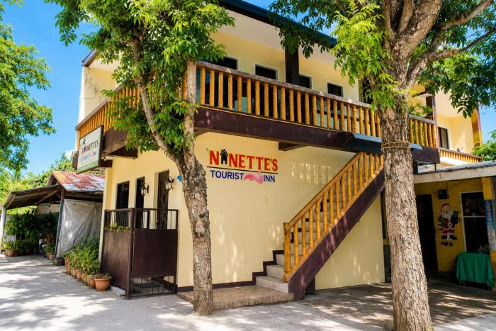 Nanettes Tourist Inn