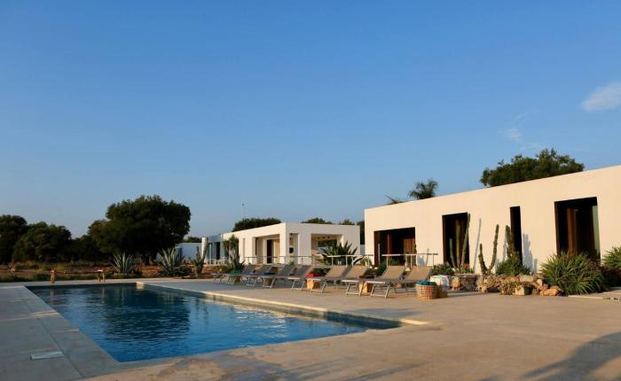 Exceptional mix of architecture, nature and luxury