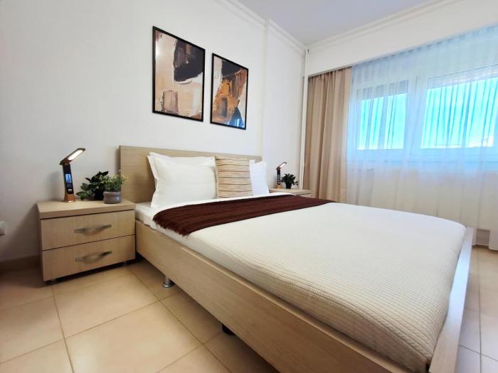 Sunlit 1BR Apartment - In the Shadow of Parliament Palace