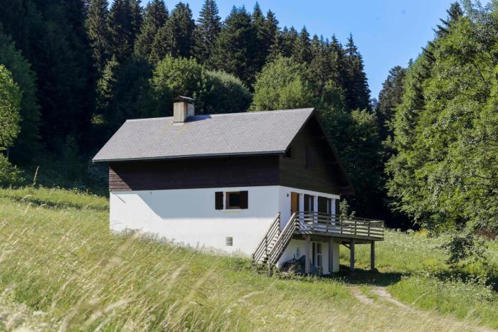 Le Balcon des Essarts a family chalet with views of the Grand Som