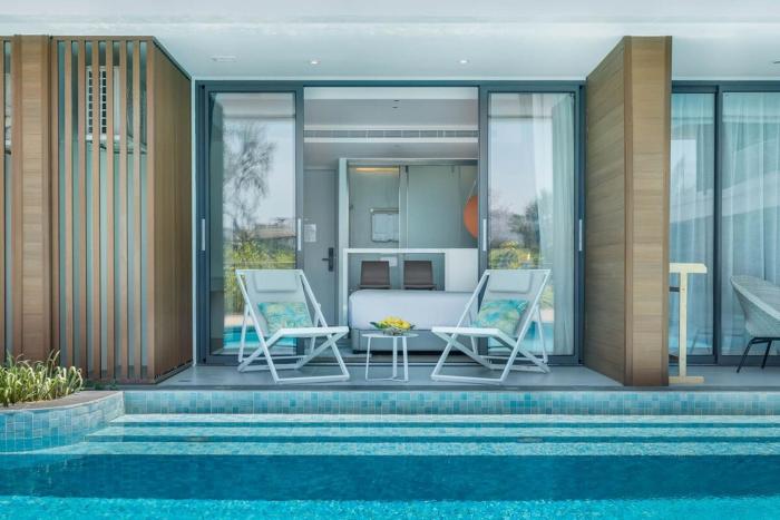 Modern Pool Access Condo At Beachfront Bang Tao Beach