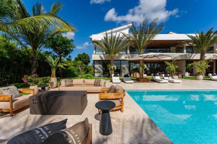 Villa Positano, Grand 6BR Family Villa in Miami
