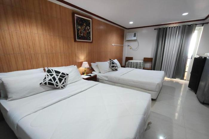 Shennas Beach Resort Boracay