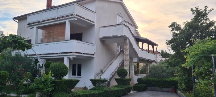 Apartments Tony Buric