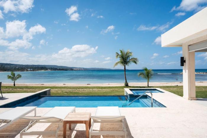Bocobay Palm Beach Villas