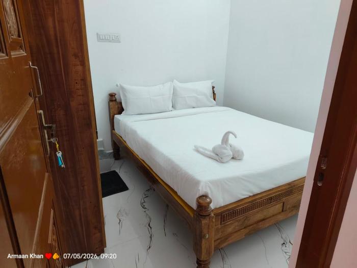 B2N Hotels Near Sri Ramachandra Hospital Porur