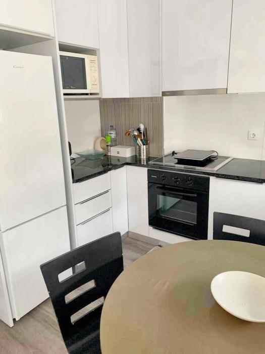 Comfortable apartment in Nazaré - 55 m² with private parking