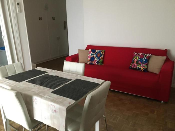 Red Venice Apartment 2