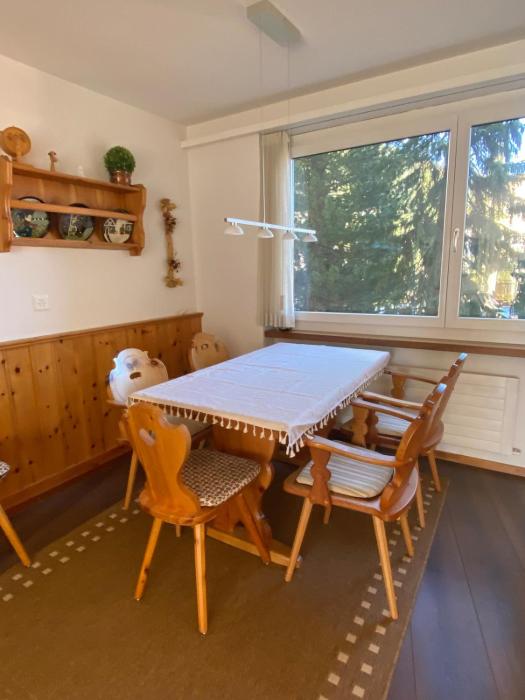 Centrally Located Apartment with 4 Single Beds