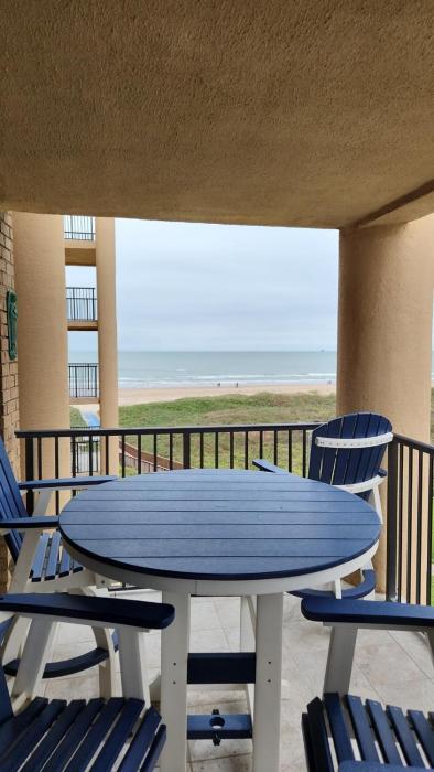 BeachfrontVista Resort 415