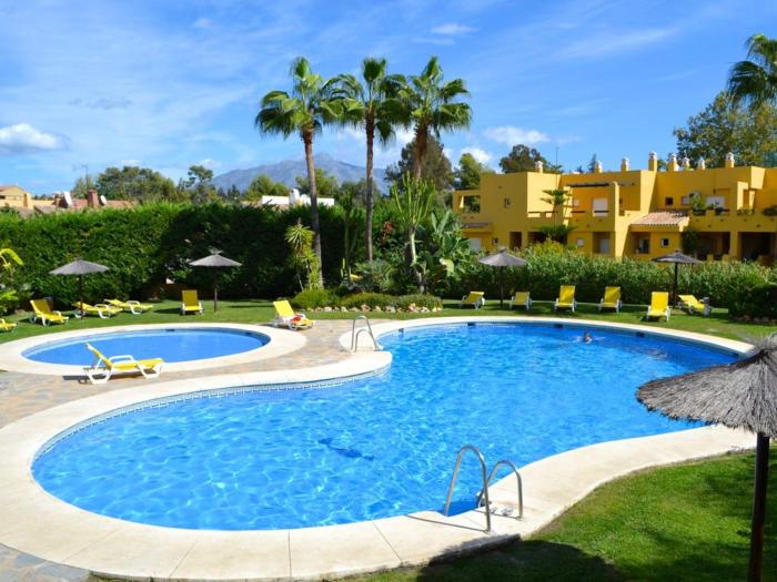 Elegant Apartment in Marbella, Pool