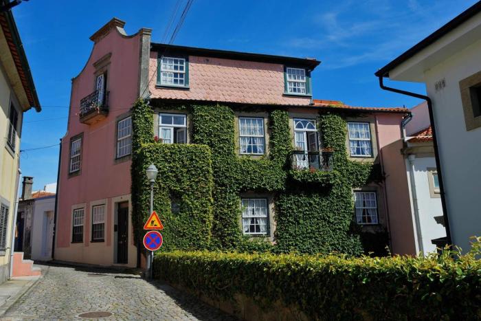 Charming apartment in Porto, 60 m², historic center