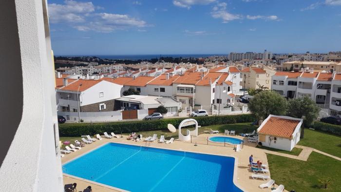 Charming studio in Albufeira 40 m² with shared pool