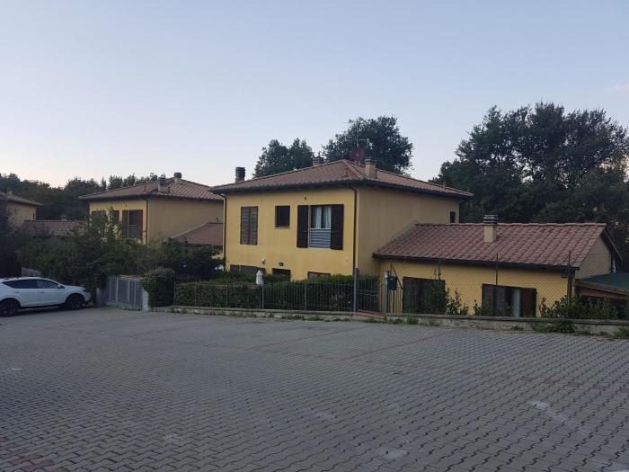 Modern apartment in Borgo San Lorenzo 50 m² with balcony