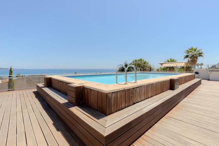 2 Pièces, plage à 5 min à pied, piscine parking