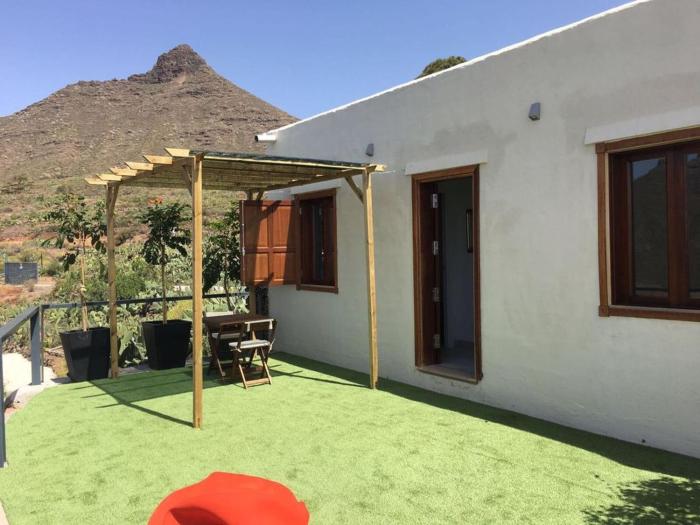 Spacious house in Arona with terrace and garden