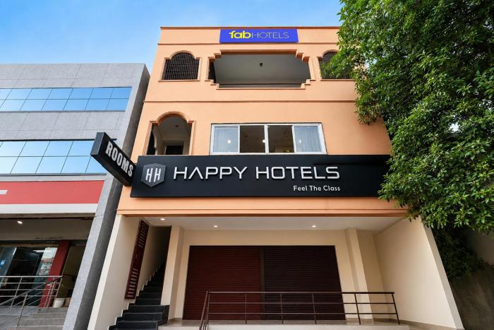FabHotel Happy