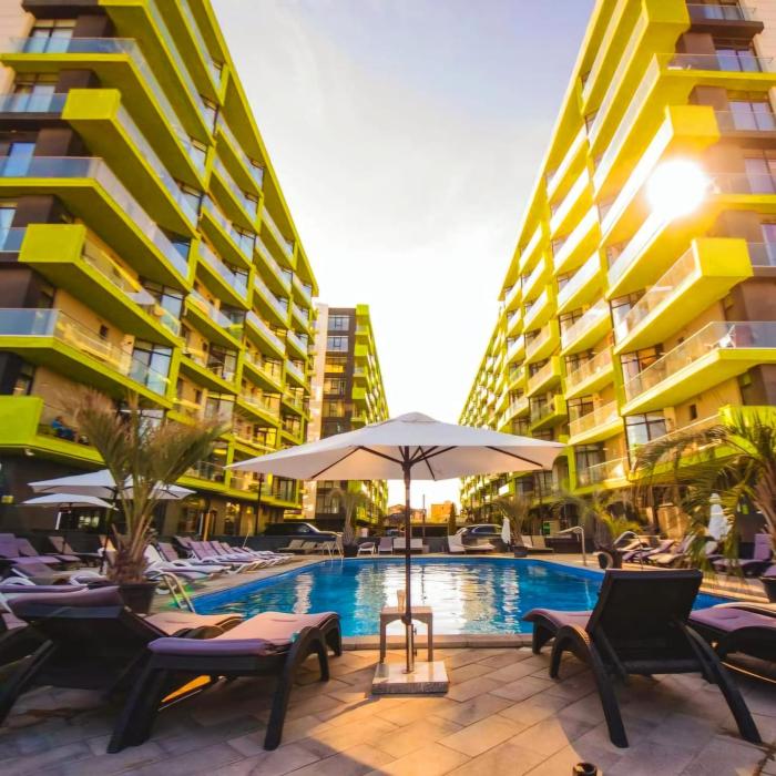 Alezzi Luxury Double Studio - Beach Pool & Spa Resort