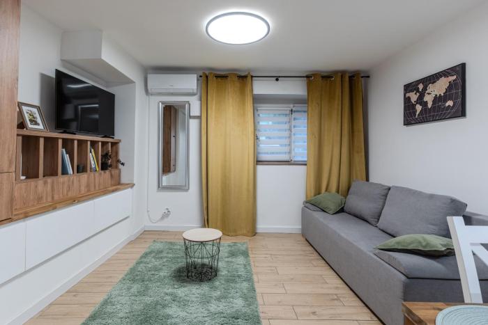 Jagiellońska Modern Studio by BookingHost
