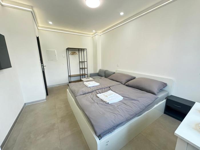 Happy House apartment parking free