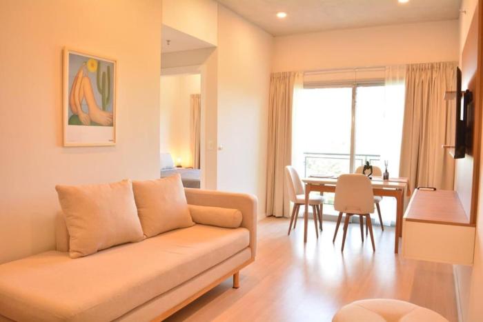 Sky Stays at Asunción Cozy & Bright 1BDR at Life Santa Teresa