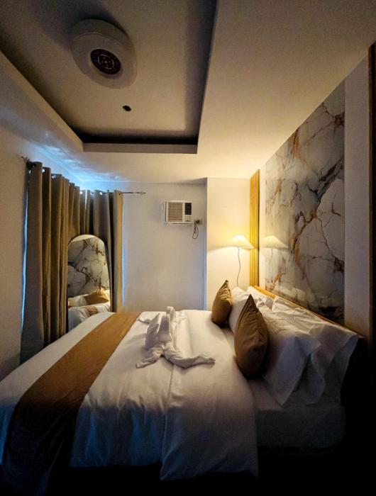 28th TND Suites