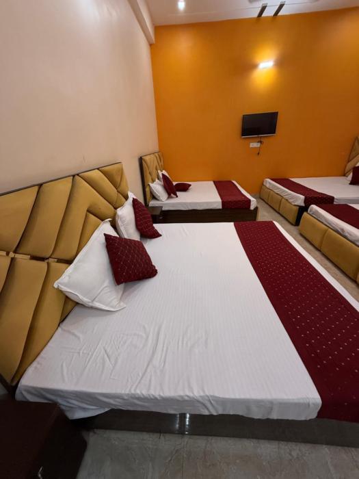 Hotel New Vedas Villa 15 Min from RAM temple
