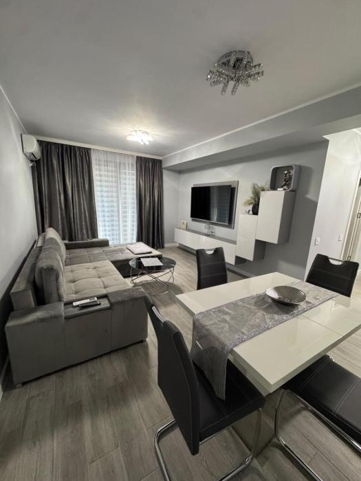 cristal apartment mamaia nord