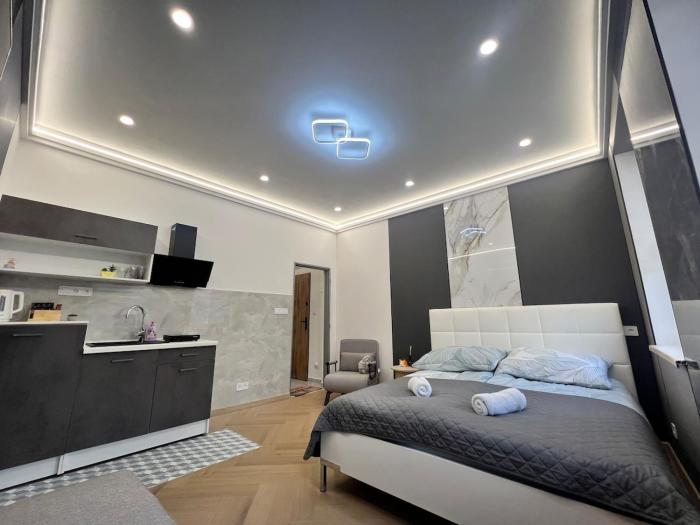 Tiffanys house2