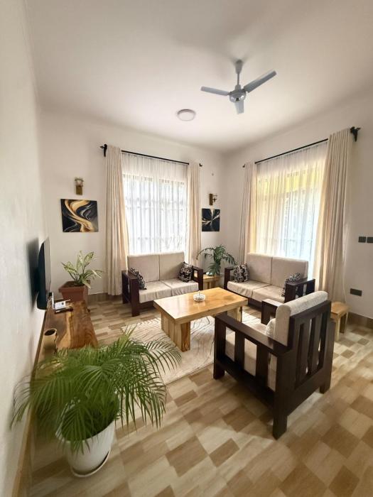 One bedroom Shanty botanical by The Prime Escape