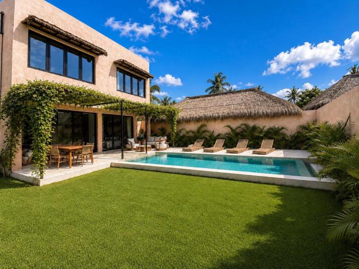 Architect-Designed 4-bedroom Villa