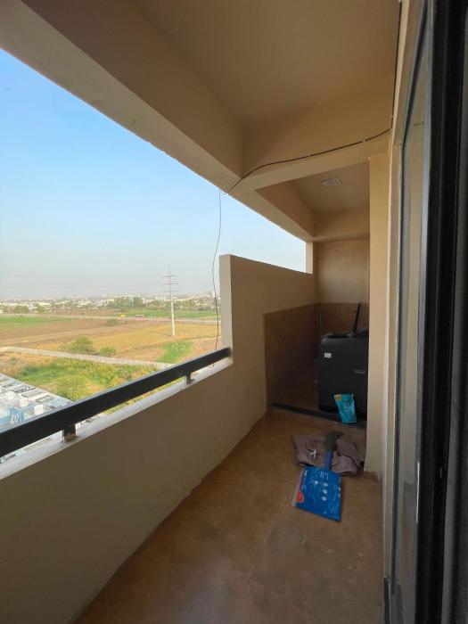 Luxury Top Floor City View Apartment