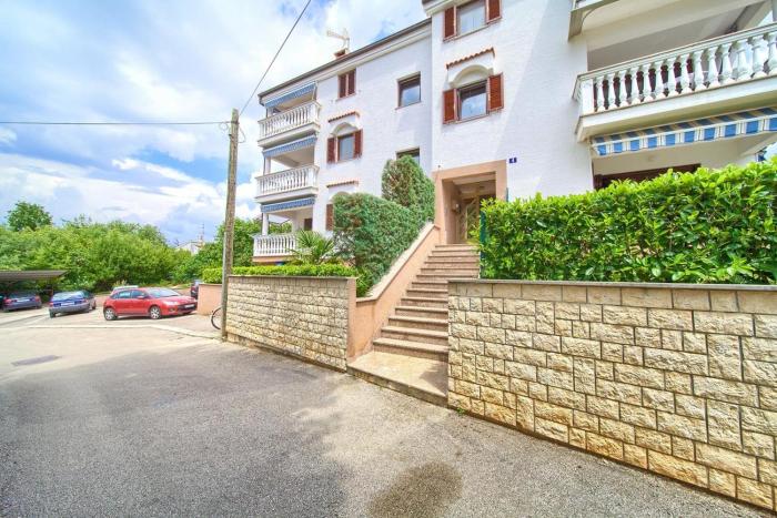 Apartment Adria with view
