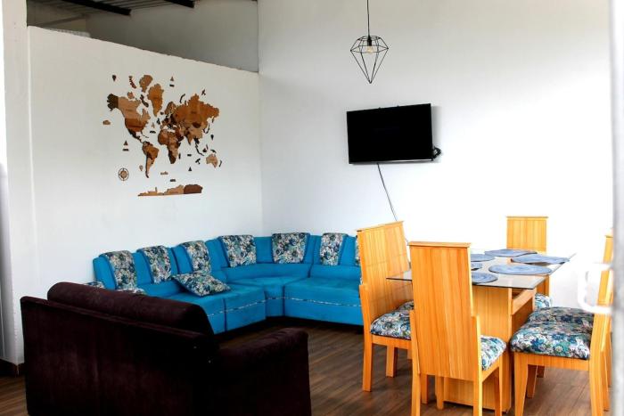 Casa Garza Real Amplia casa para grupos hasta 12 personas en Restrepo