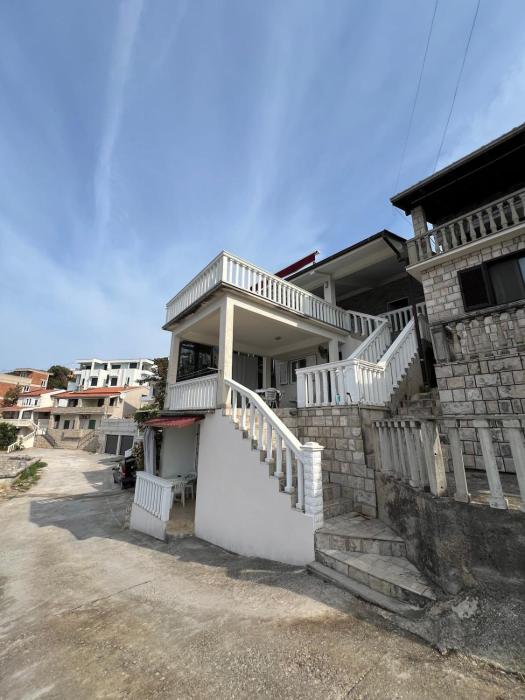 Sea View Apartment in Utjeha, Montenegro