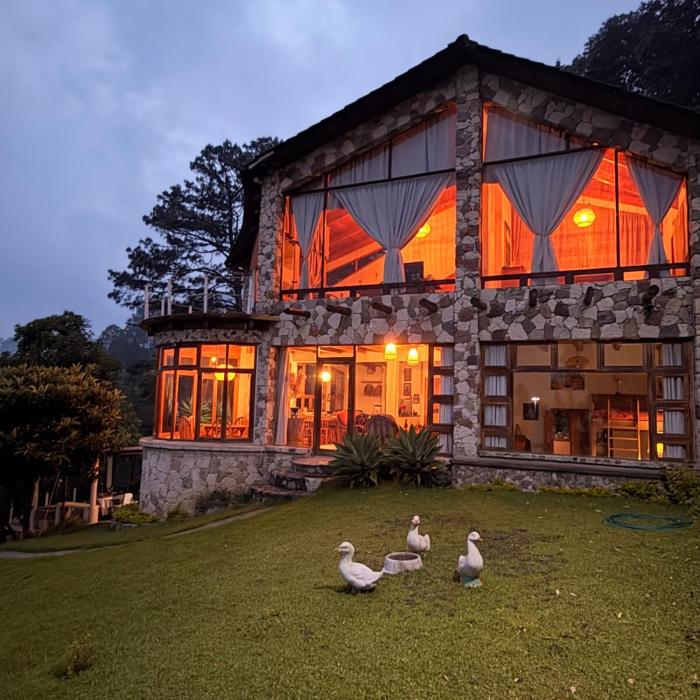Cabin with Panoramic View of Lago Atitlán and Temazcal