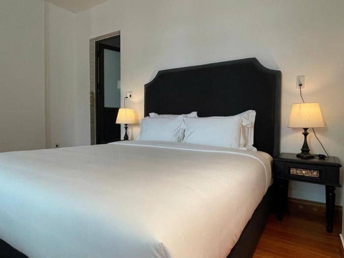 Cat Ba Zanier Hotel