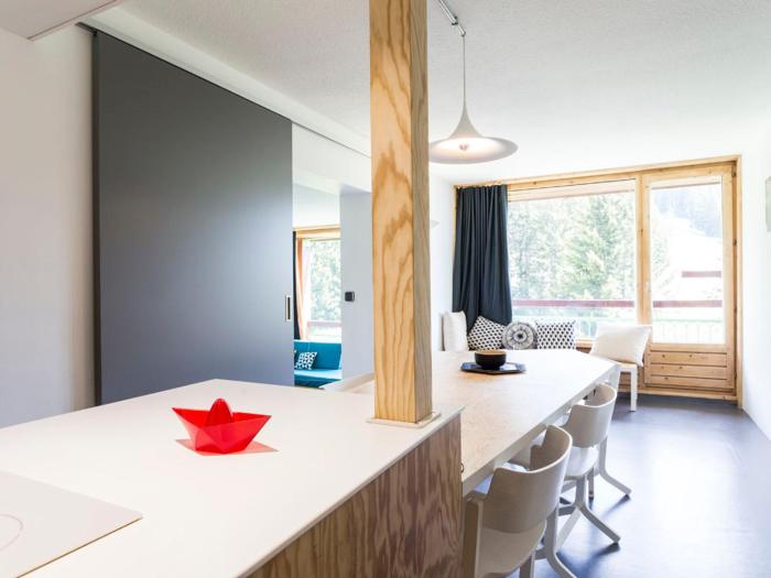 Appartement rénové, ski aux pieds, 2 balcons, station wifi - FR-1-346-317