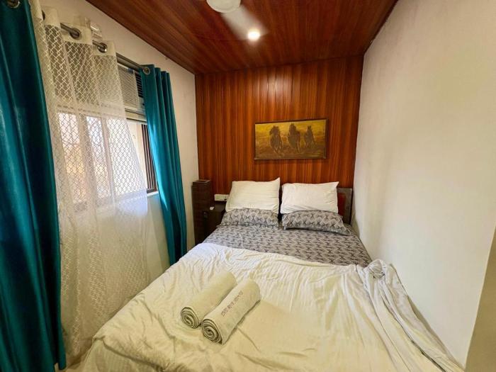 City 1bhk Apartment close to BKC