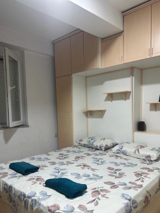 S Apartments