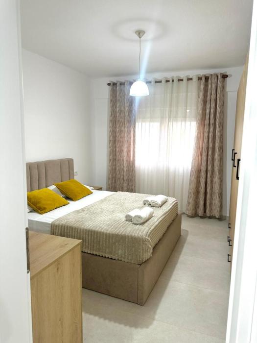 E&R Apartment