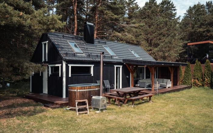 Kihnuvillas - Metsäkodu