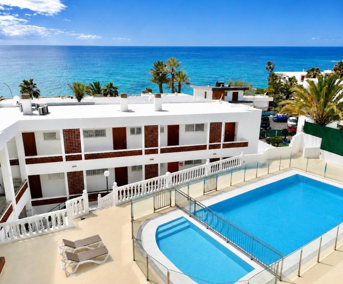Solarena20 - 2 bedroom apartment, pool & beach