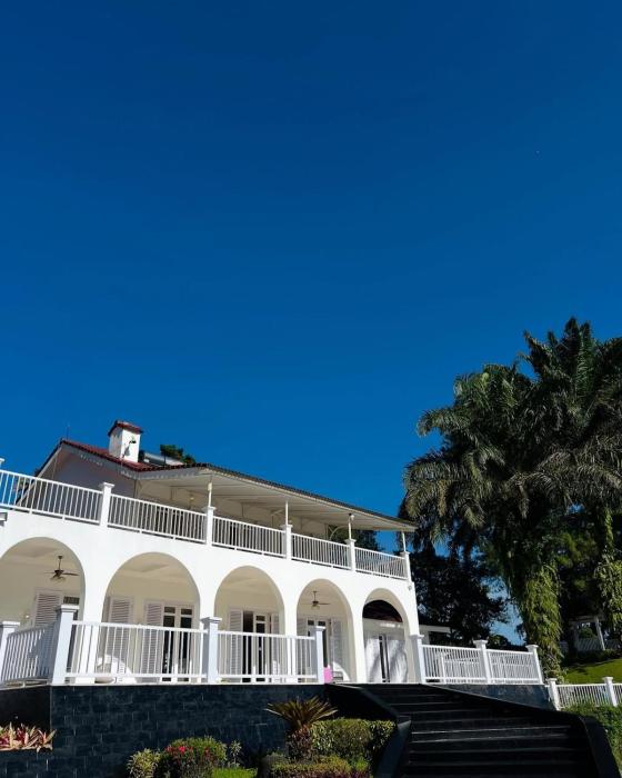 The White House Puncak