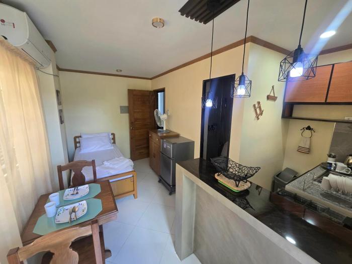 Aundreas Apartelle
