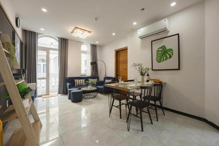 Amy Phu My An Apartment Hue