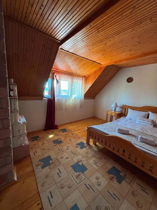 Casa cu şemineu
