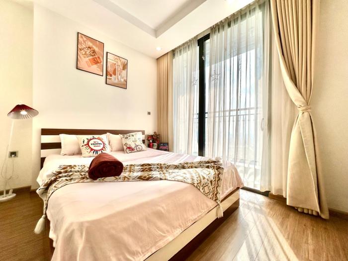 Spectacular Skyline Studio Near Marriott Hotel and Convention Center